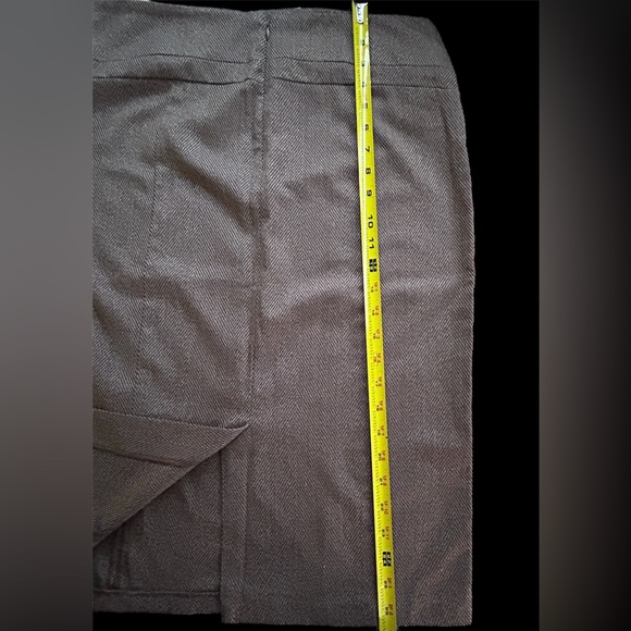 SKIRT - Picture 7 of 7